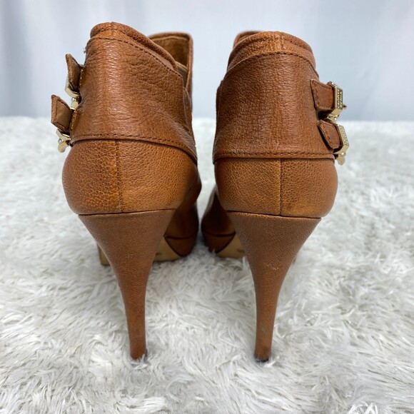 Vince Camuto VC-Elaina Warm Brown Leather Gold Side Buckle Heel Booties 7.5 - Picture 7 of 11